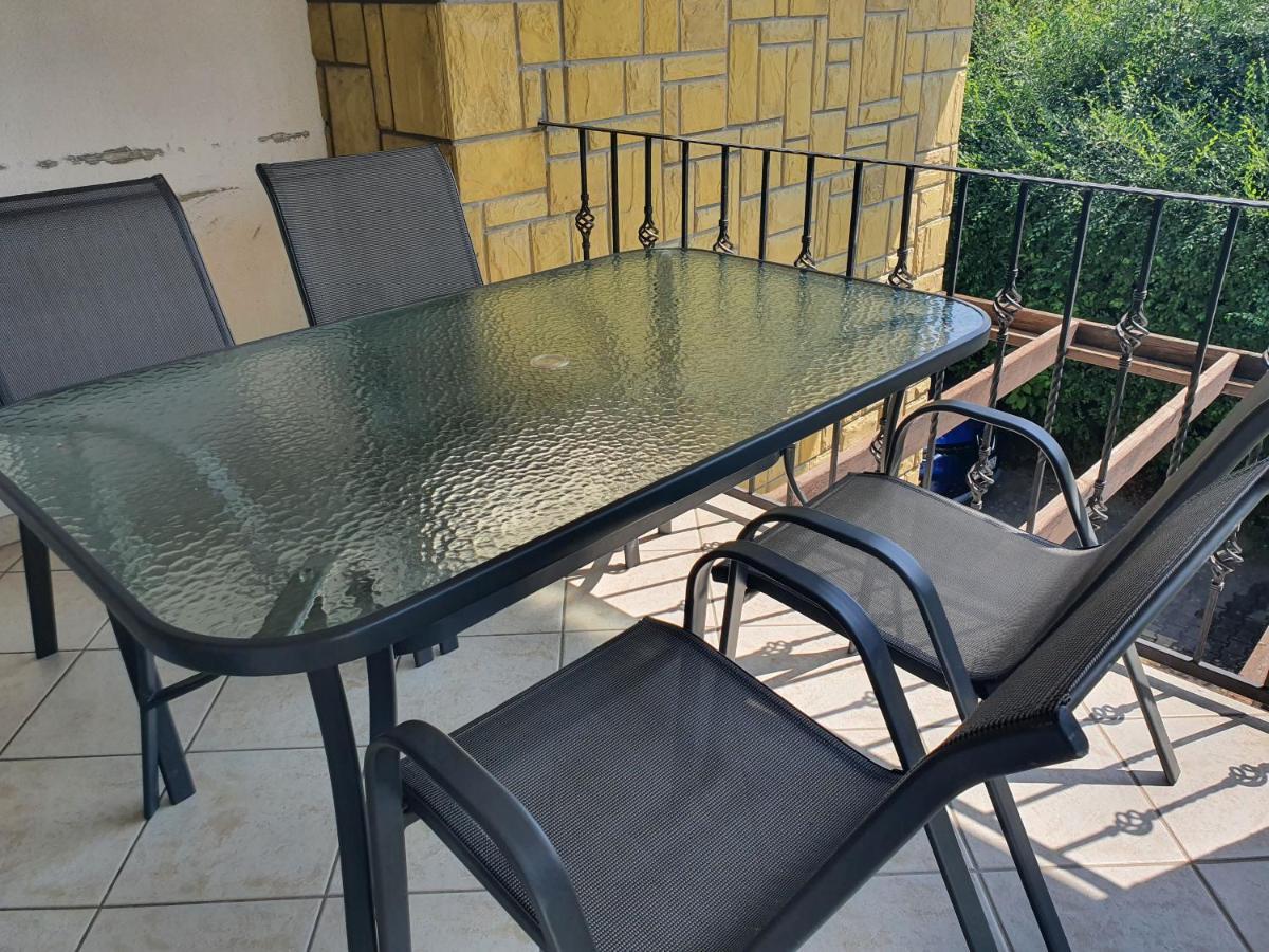 Maja Apartmanhaz Balatonlelle Ngoại thất bức ảnh