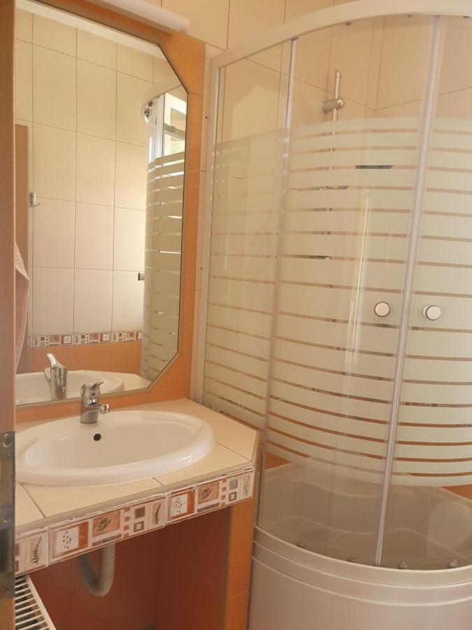Maja Apartmanhaz Balatonlelle Ngoại thất bức ảnh