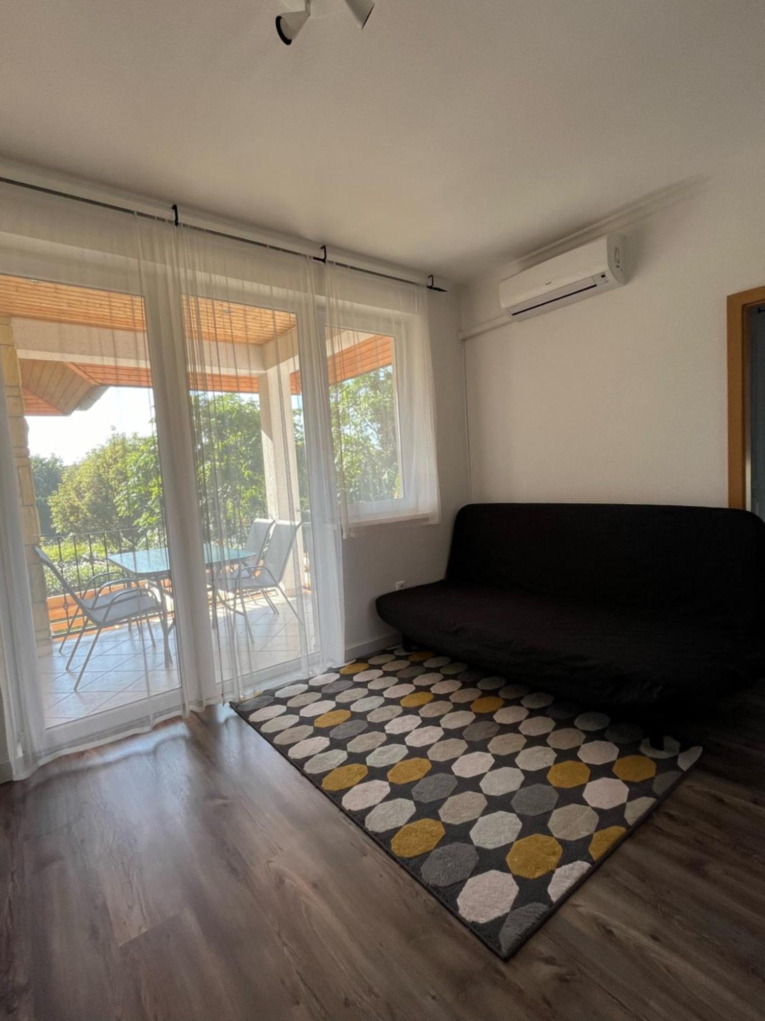 Maja Apartmanhaz Balatonlelle Ngoại thất bức ảnh